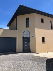 BELLE VILLE T4 Idéalement Placée