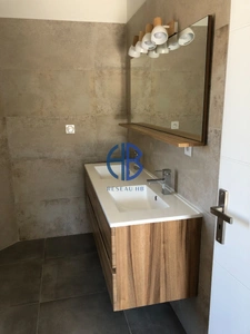 BELLE VILLE T4 Idéalement Placée