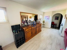 Bâtiment commercial de 280 m2