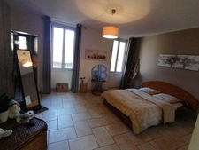 Appartement de 210 m2 état impeccapble