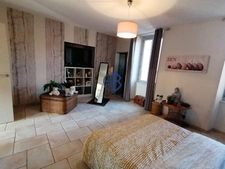Appartement de 210 m2 état impeccapble
