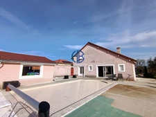 grande maison avec belle vue, piscine, sous-sol