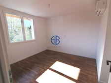 Maison entièrement rénovée 120 m2 + grange 67 m2 au sol+ terrain de 774m2