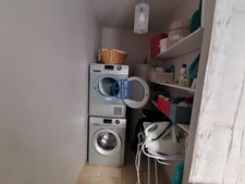 Appartement de 210 m2 état impeccapble