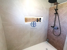 Maison entièrement rénovée 120 m2 + grange 67 m2 au sol+ terrain de 774m2