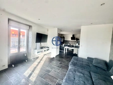 Maison Rives  6 pièce(s) 227 m2