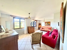 Maison Vinay 7 pièce(s) 147 m2 (180 M2 surface au sol)