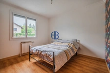 Maison Vinay 5 pièce(s) 979 m2