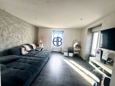 Maison Rives  6 pièce(s) 227 m2