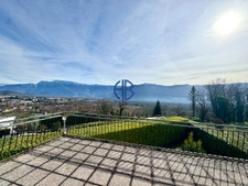 Maison Vinay 7 pièce(s) 147 m2 (180 M2 surface au sol)