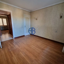 MAISON INDIVIDUELLE 80m2 A RENOVER  CENTRE-VILLE  -  LA TOUR DU PIN
