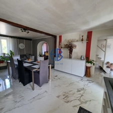 Maison T5 -120 m² - Terrain 7000 m² - Marcillolles (38260) 270 000  - Exclusivité