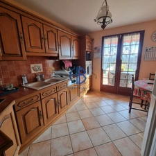 ROCHETOIRIN NOUVEAUTE ! Maison T4 de plain-pied avec jardin arboré et vue montagnes