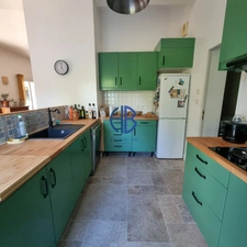 À VENDRE - ROCHETOIRIN - Élégante maison familiale de 159 m² sur parcelle de 1 200 m² paysagée