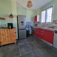 NOUVEAUTE ! Maison T5 de plain-pied - 85 m² habitables - Garage, cave et jardin clos de 520 m² - Centre-ville de La Tour-du-Pin