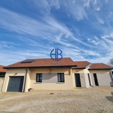 EXCLUSIVITÉ - Plain-pied moderne de 2020   96 m²   Terrain 2 618 m²   Fond d'impasse  Saint-Jean-de-Soudain (38110)