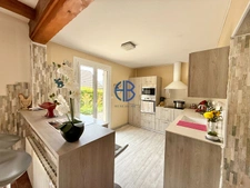 Maison de plain-pied de 150 m² +UN POTENTIEL INCROYABLE.