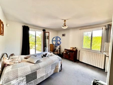 Maison de plain-pied de 150 m² +UN POTENTIEL INCROYABLE.