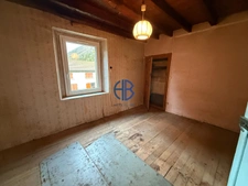 Ferme à rénover sur 900 m2 de terrain