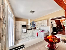 Maison de plain-pied de 150 m² +UN POTENTIEL INCROYABLE.