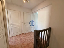 VOIRON Appartement duplex  T4,  proche autoroute et gare