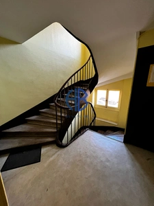 GARE - VOIRON -Appartement 4 ch 138 m² lumineux + 35 m²  combles