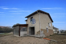 Maison Saint Victor De Morestel 4 pièces de 114 m2 avec terrain constructible