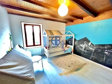 Grande Maison Dauphinoise 5 pièces avec combles aménageables.