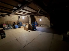 Maison de caractère d'environ 180 m² habitables, en pisé