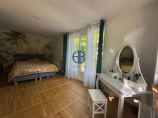 Maison Perouges 7 pièce(s) 172 m2