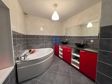 Maison en pierre avec dépendance et piscine