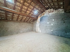 Rare, hauteur de Voiron, maison avec grange attenante, au ca...