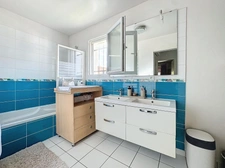 Maison récente, au calme, 4 chambres dont suite parentale au...