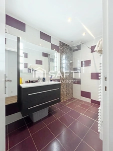 Rare : Appartement de charme avec parc arboré, vue sur la Su...