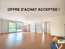 Appartement T4 avec terrasse, sans vis à vis, double garage...
