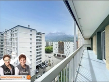 Appartement avec beaux volumes, 3 chambres, 2 SDB, double sé...