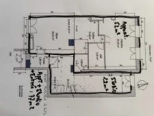 Centre-ville de Voiron, studio sous les toits avec mezzanine...