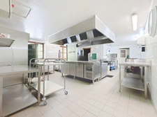 Auberge restaurant en pierre avec cuisine professionnelle, p...