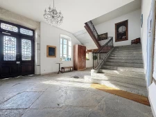 Rare : Appartement de charme dans ancien château avec parc a...
