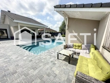 Maison prestige de 236m² avec piscine