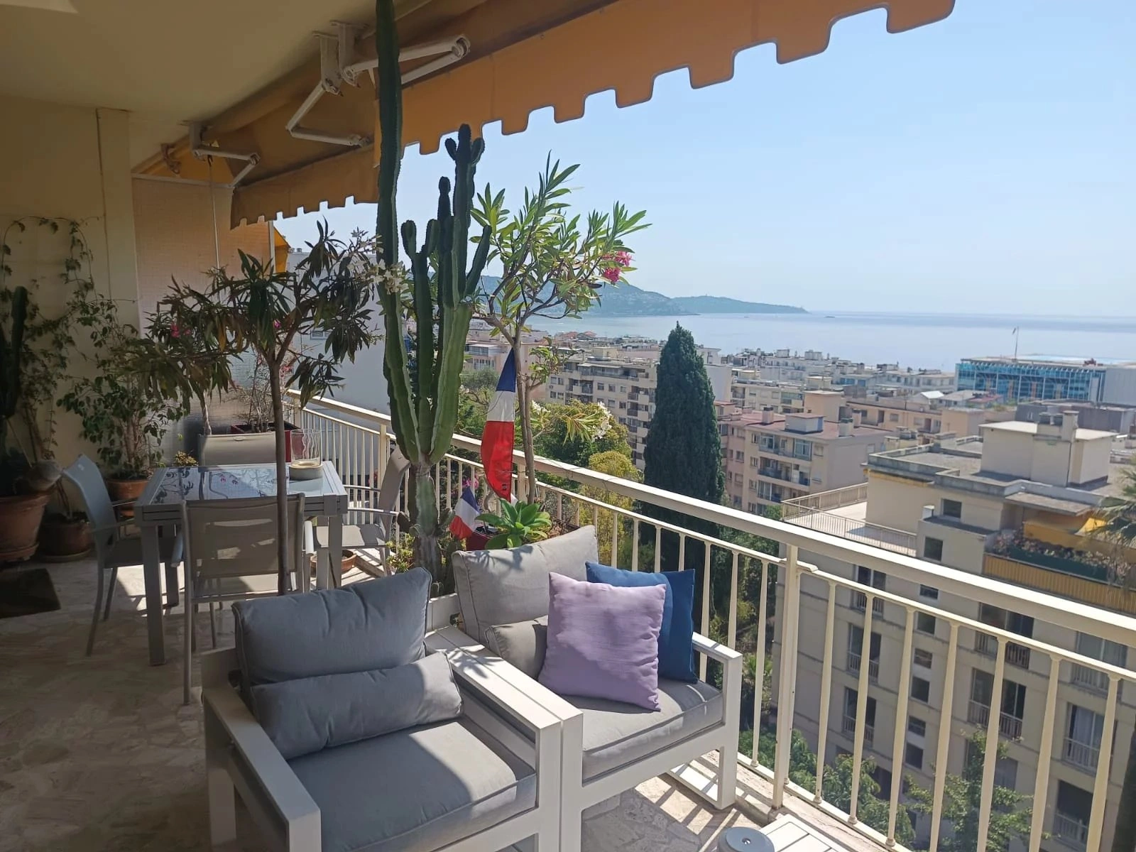 Appartement 3 pièces 77 m² · à Nice · 77 m² · 730 000 €