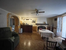 Maison à rénover avec beau potentiel - Châtellerault