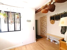 DANS UN HAVRE DE PAIX