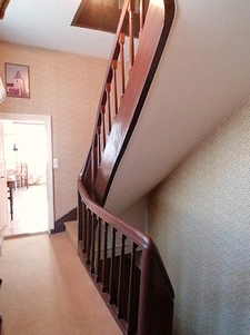 ANCIENNE MAISON DE MAITRE AVEC APPARTEMENTS ET DEPENDANCES E