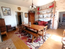 ANCIENNE MAISON DE MAITRE AVEC APPARTEMENTS ET DEPENDANCES E