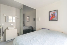 Paris 10 - rue du Faubourg Saint-Denis 7