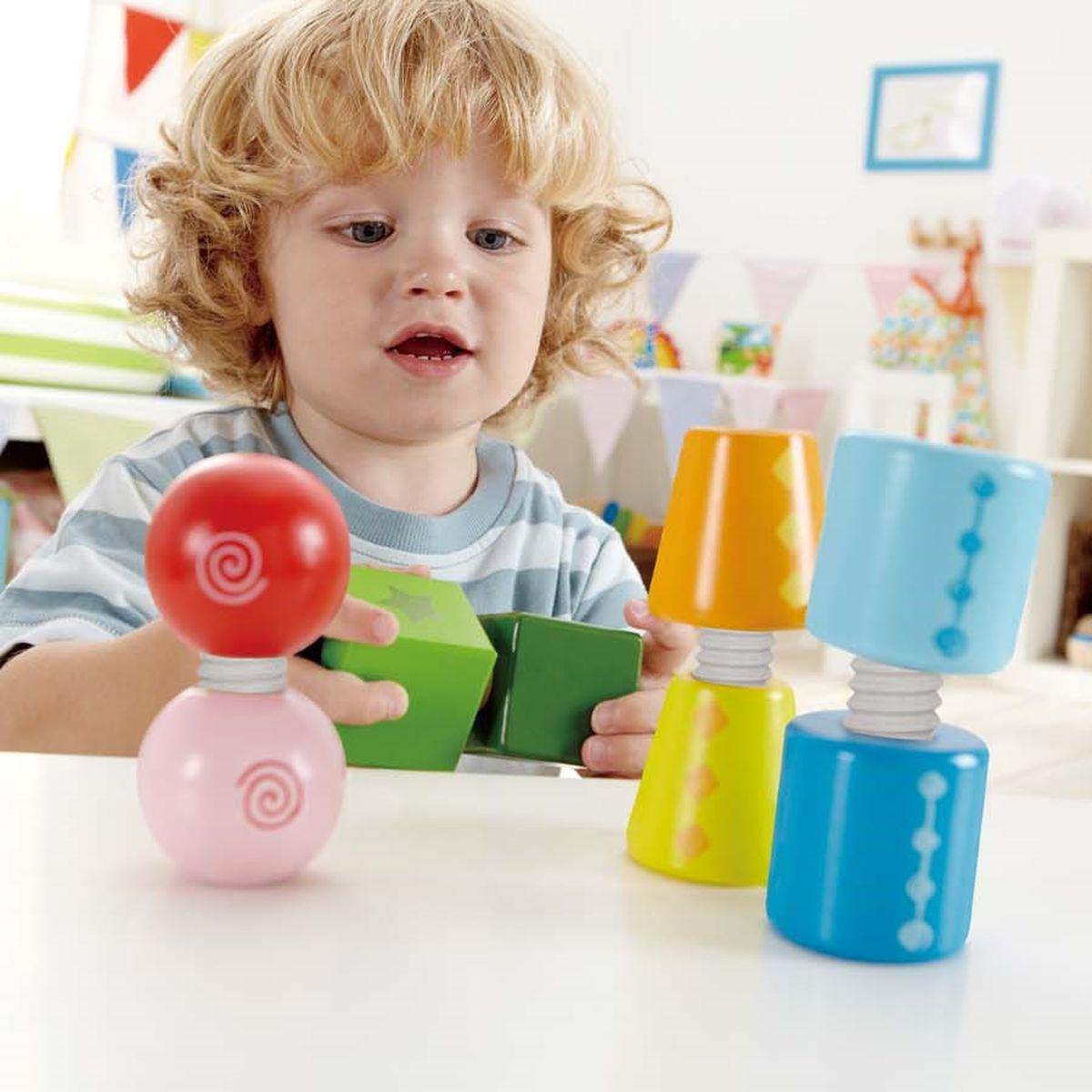 Apilar-enroscar formas CHOO CHOO TRACKS Hape
