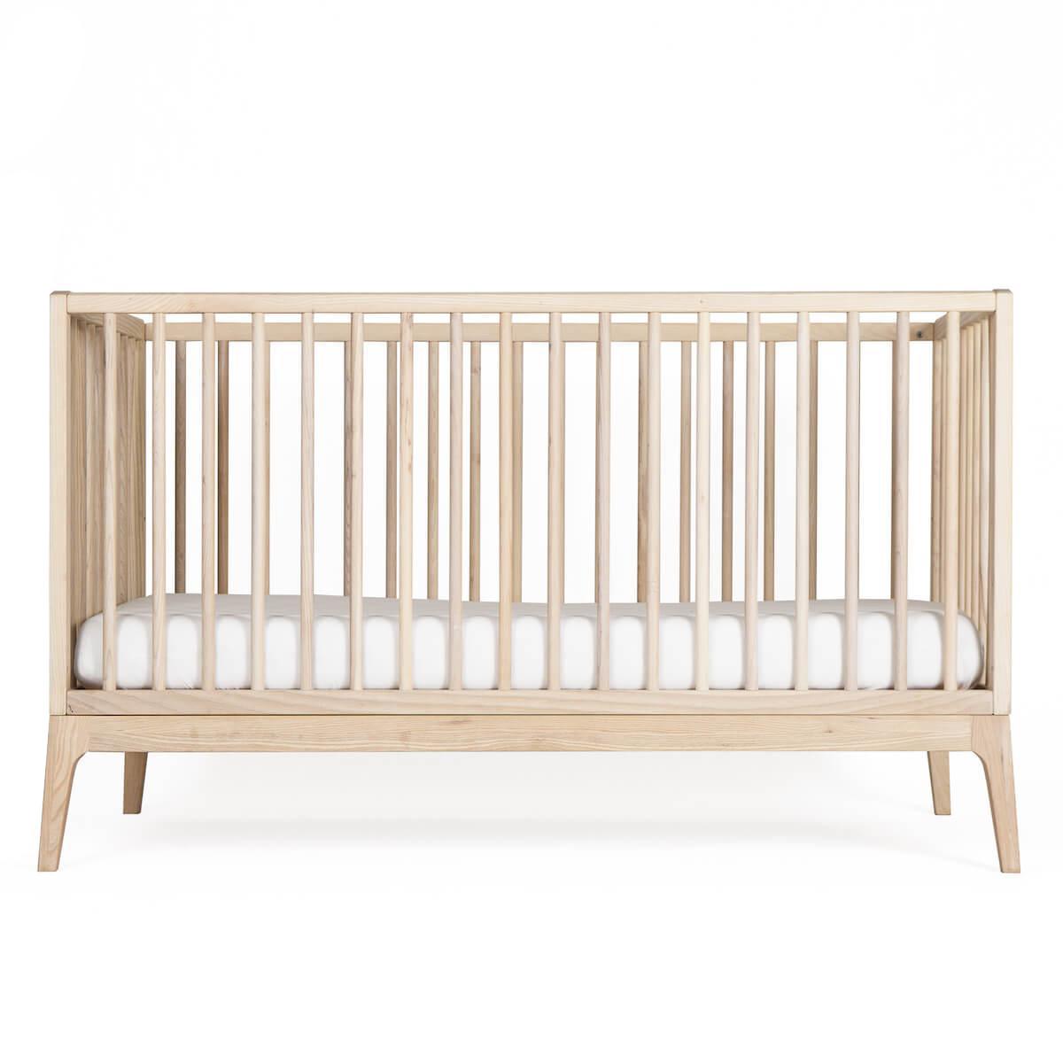 Babybett KERA in Esche mit Aufsatz Straight-Sockelfuß Pure