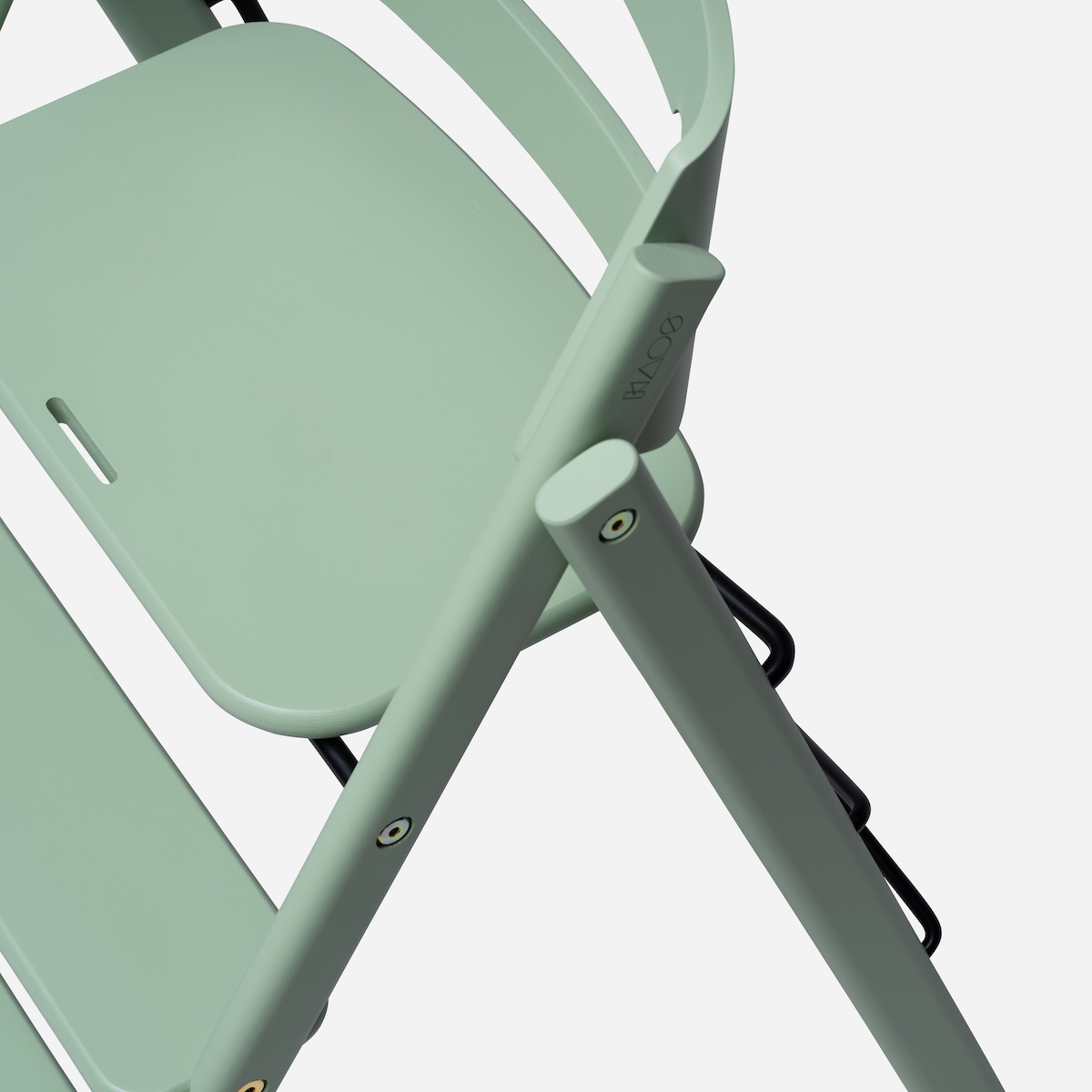 Chaise haute hêtre KLAPP Kaos pale green