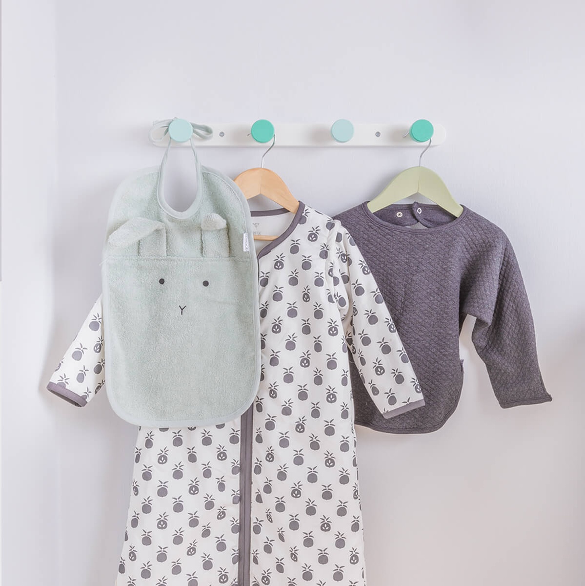 Coat hanger COLORFLEX sea foam